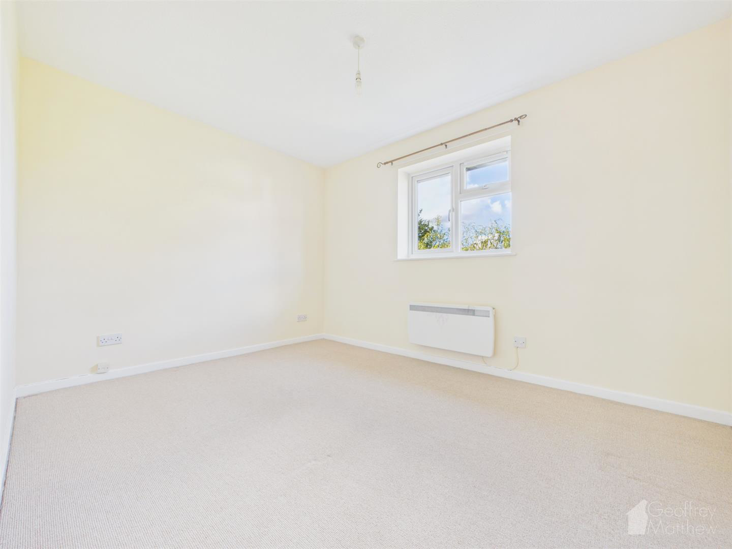 Middlesborough Close, Stevenage, photo 8