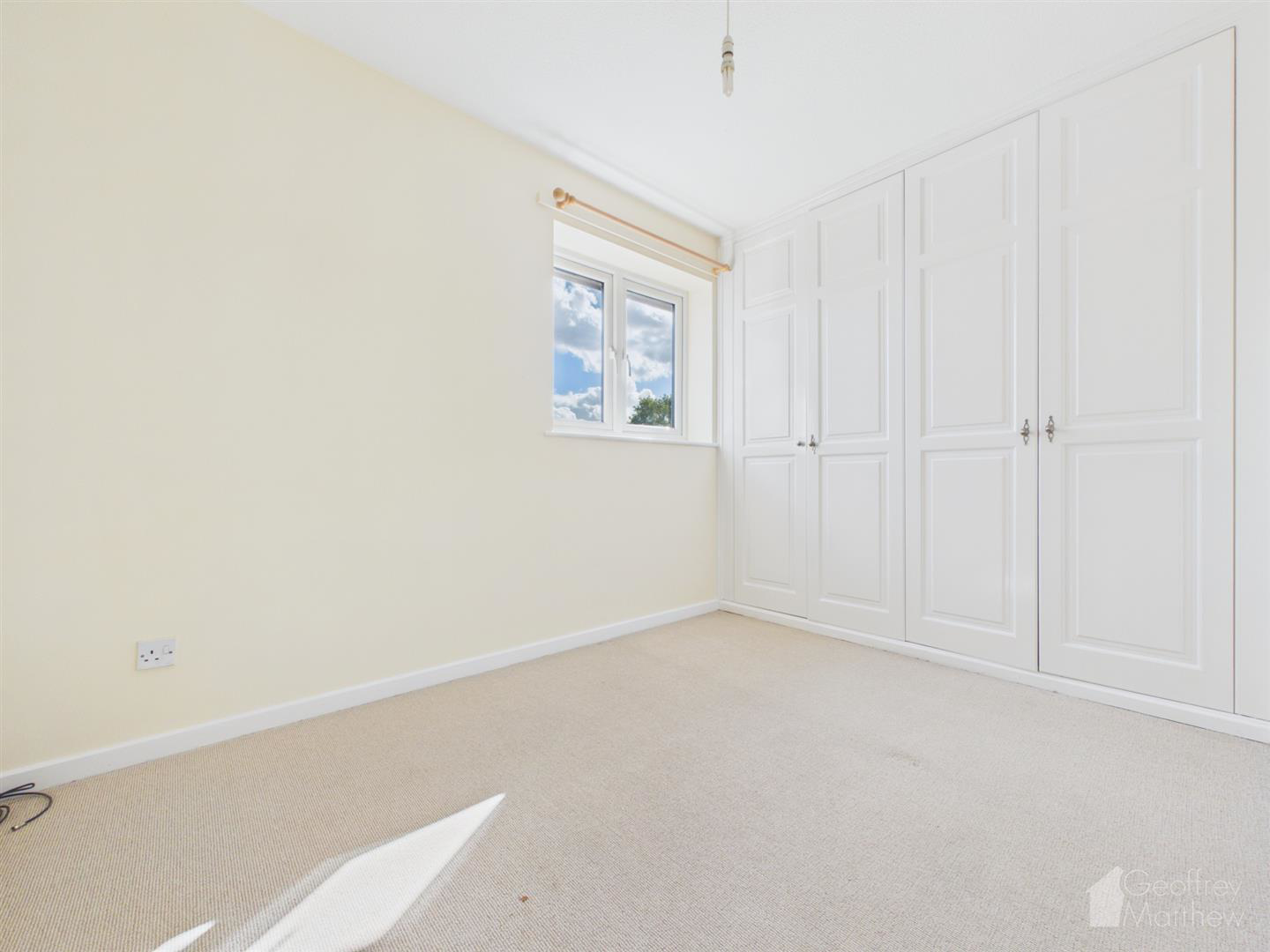 Middlesborough Close, Stevenage, photo 10