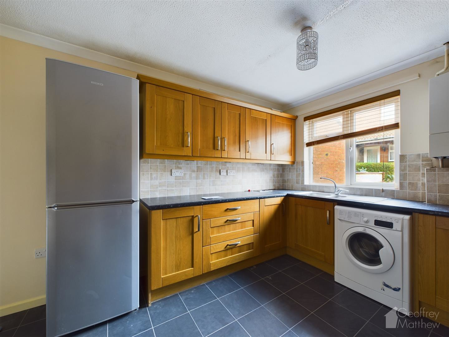 Kimbolton Crescent, Stevenage, photo 2