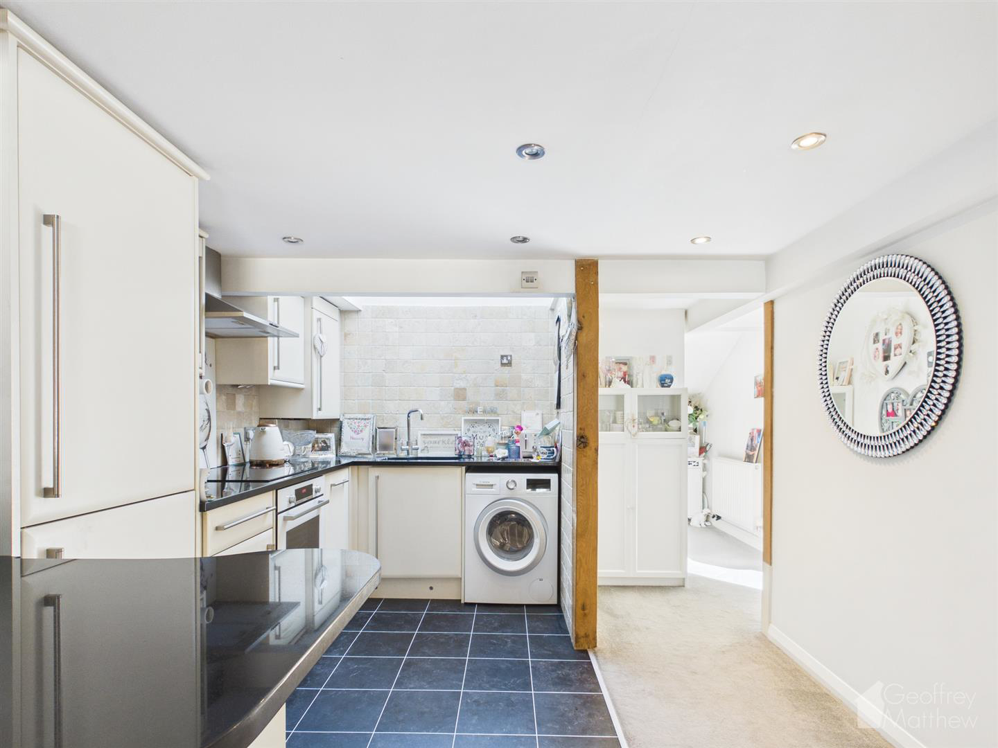 High Street, Roydon, Harlow, photo 5