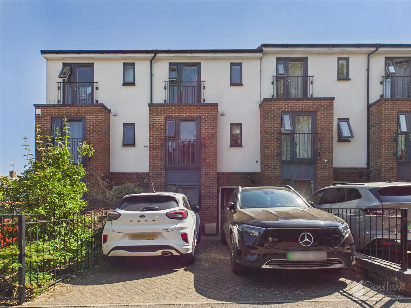 Meyrick Mead, Harlow