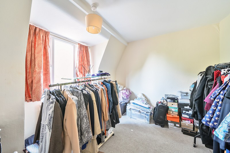 Tumblewood Road, Banstead, Surrey. SM7, photo 16