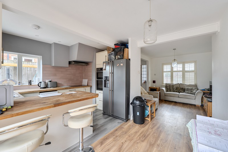 Canons Lane, Burgh Heath, Tadworth, Surrey. KT20, photo 4