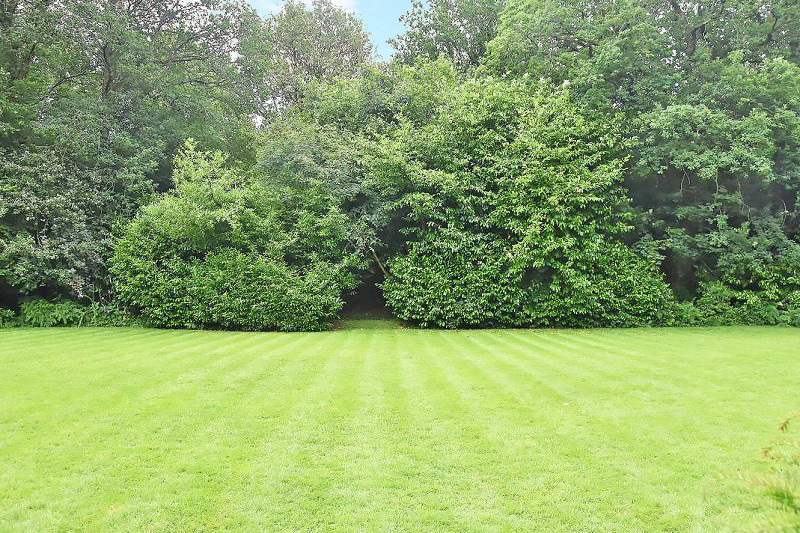 Chequers Lane, Walton on the Hill, Tadworth, Surrey. KT20, photo 16