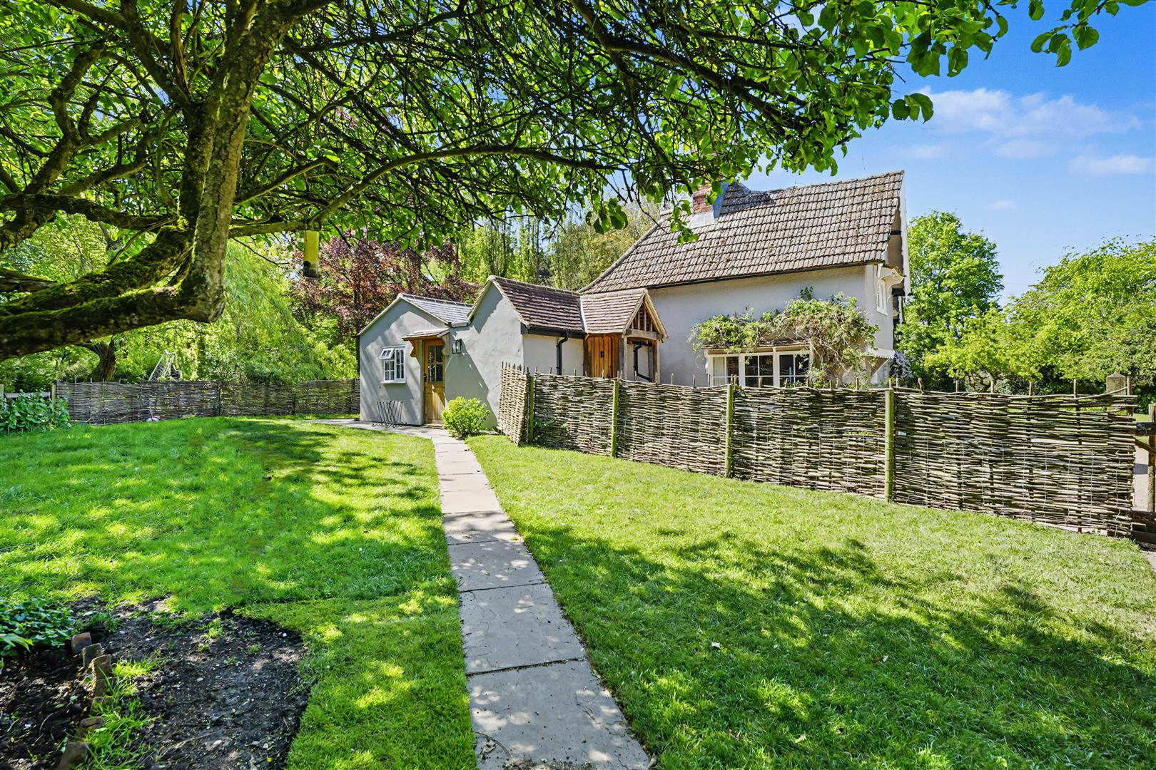 Tindon End, Great Sampford, Saffron Walden, photo 24