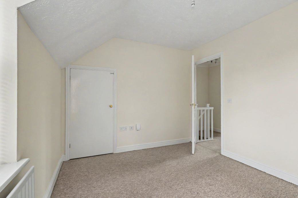 Tennyson Place, Ely, photo 10