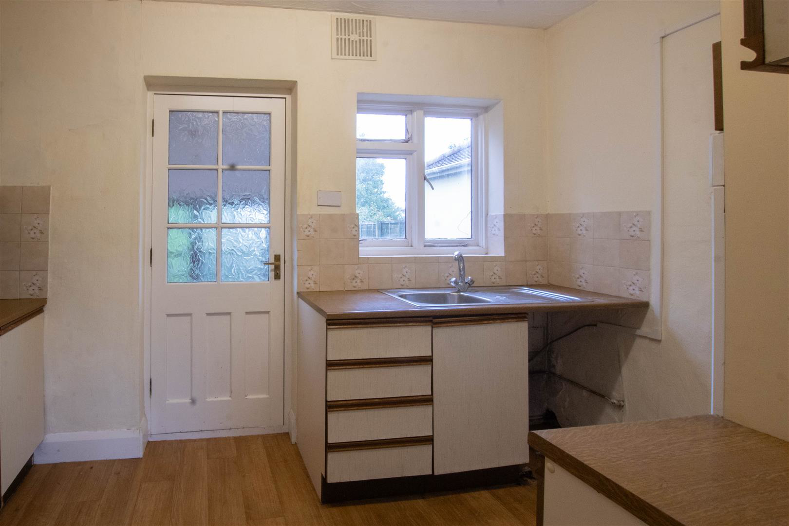 Helions Park Avenue, Haverhill, photo 3