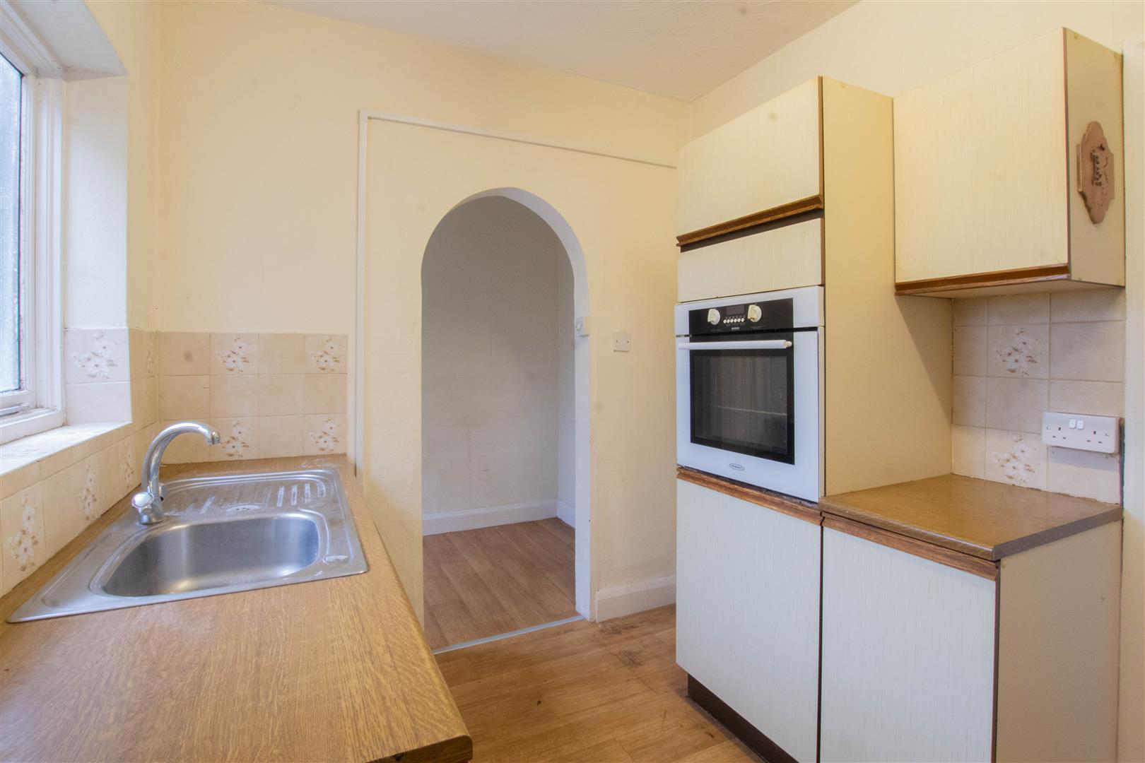 Helions Park Avenue, Haverhill, photo 4