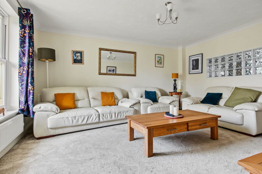 Darwin Close, Ely, photo 10