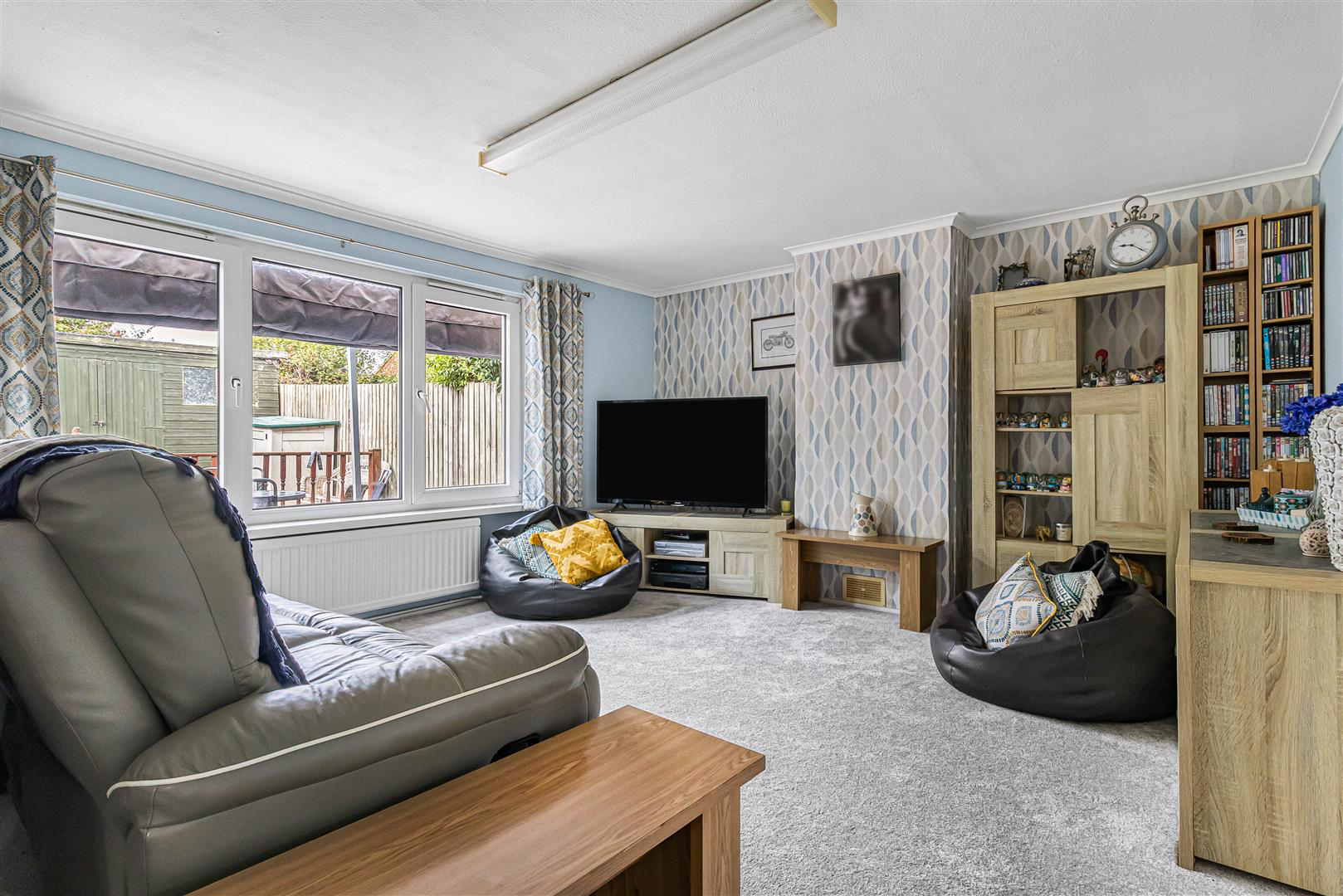 Boxford Court, Haverhill, photo 2