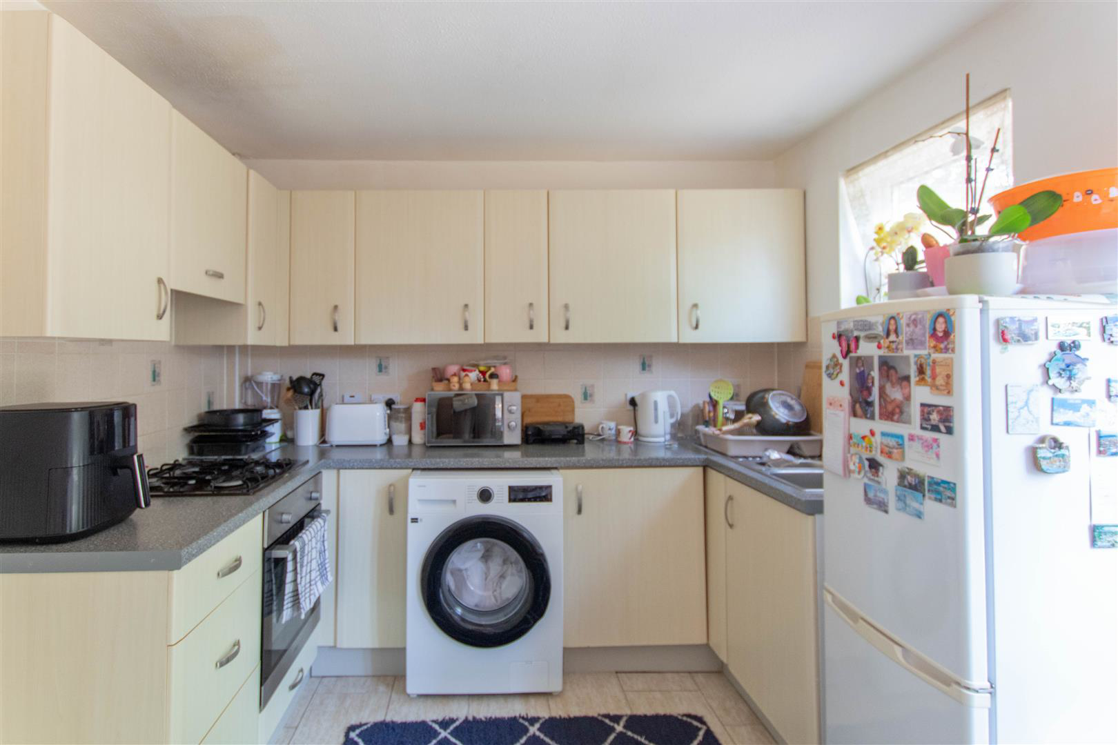 Quendon Place, Haverhill, photo 2