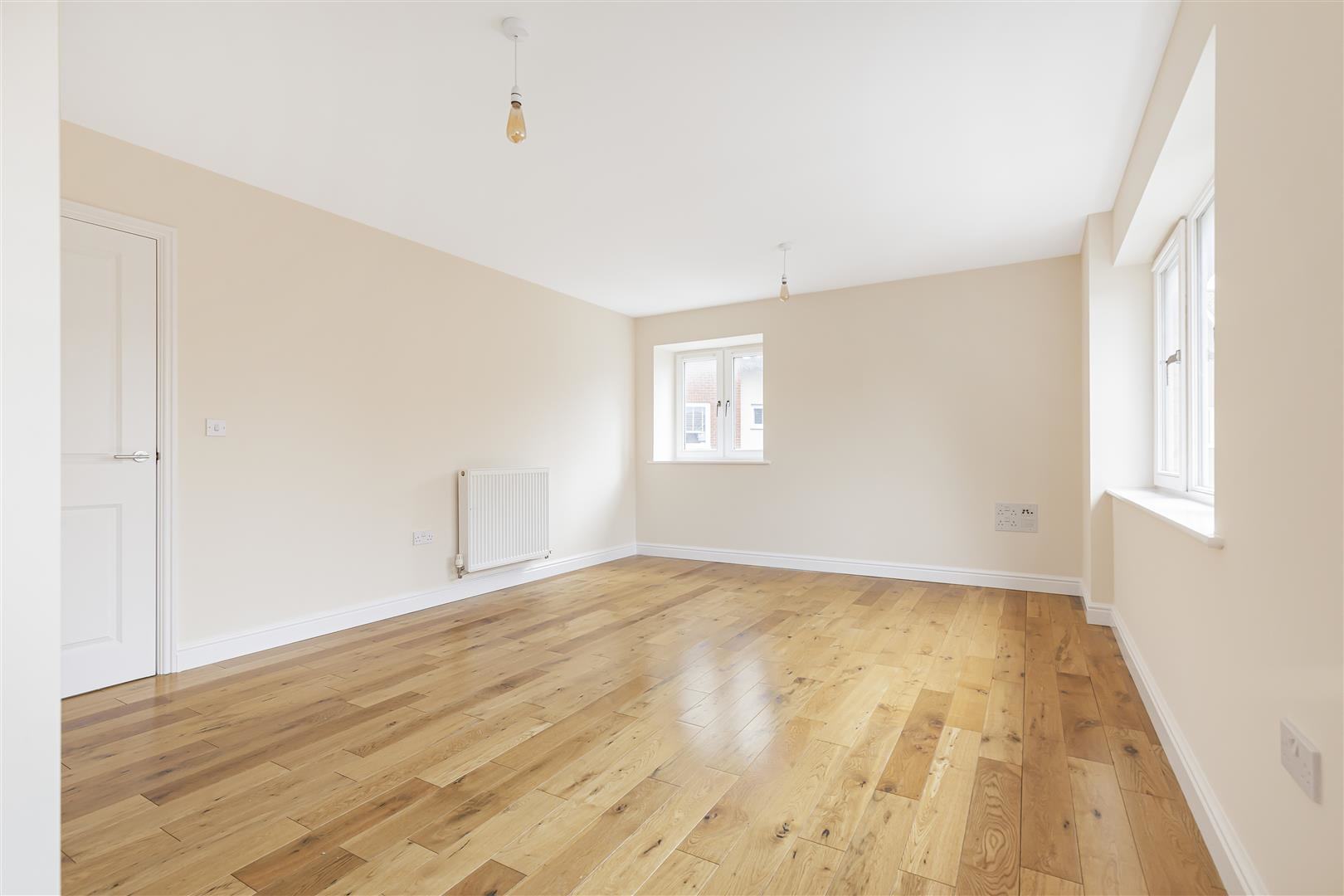 Abernant Drive, Newmarket, photo 3