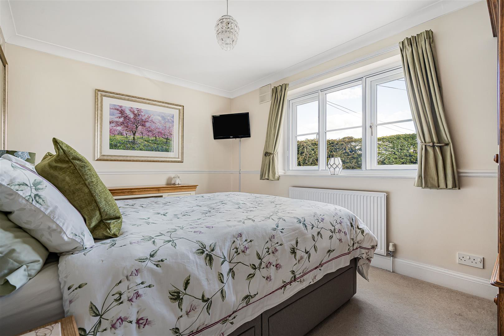 Newbiggen Street, Thaxted, photo 18