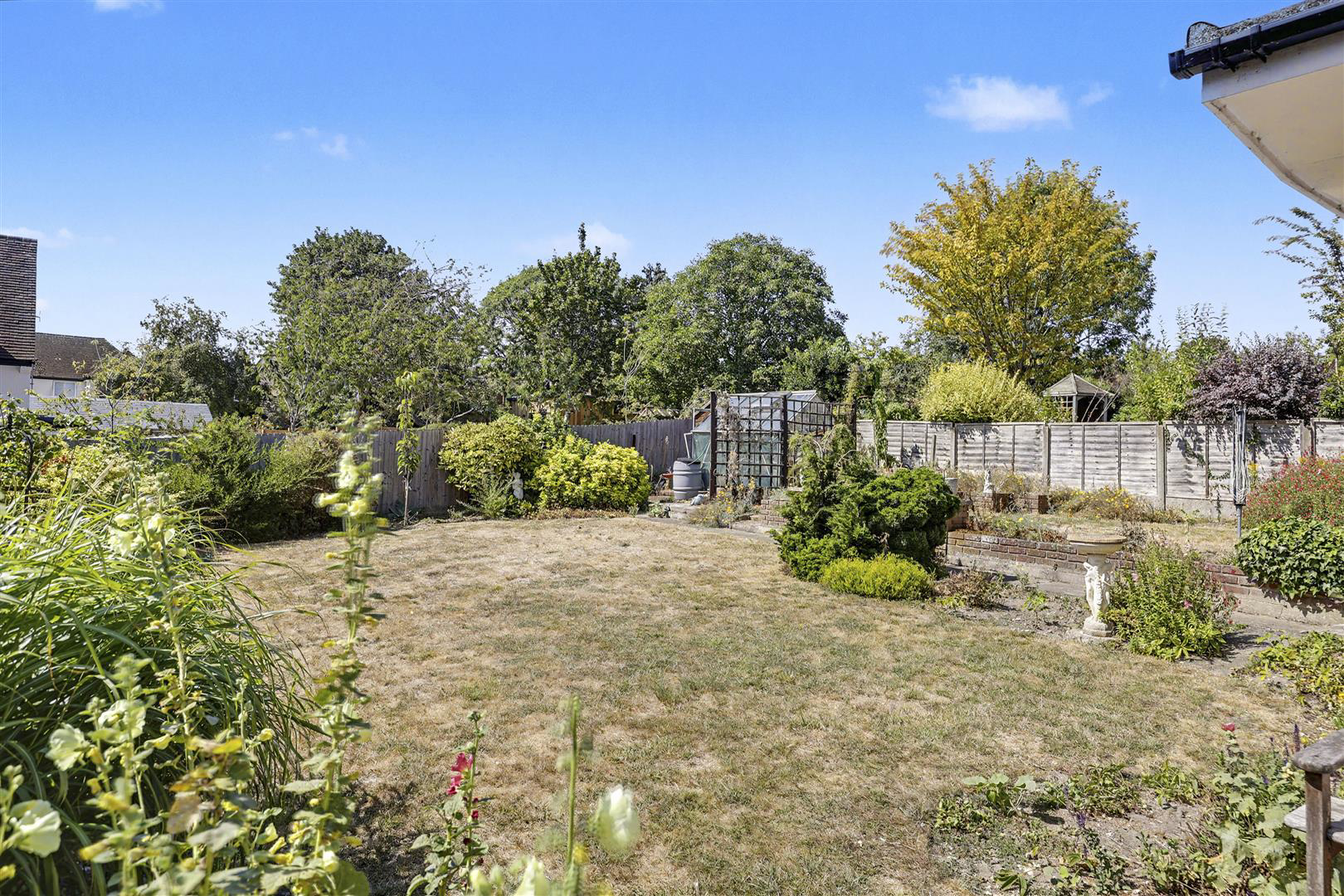 Highfields, Saffron Walden, photo 21