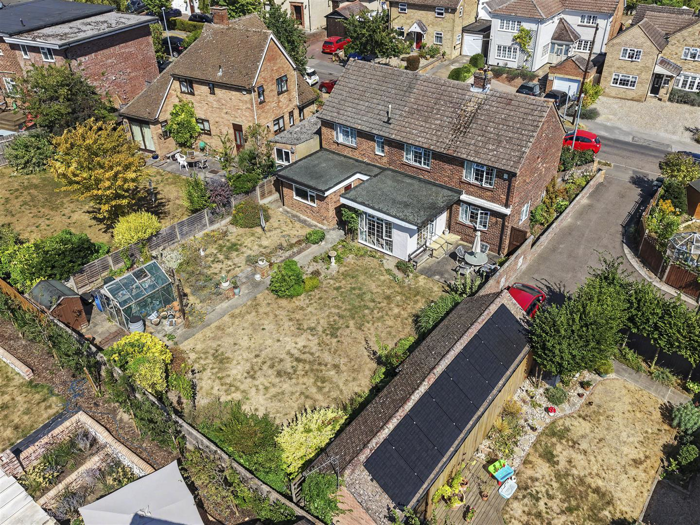 Highfields, Saffron Walden, photo 4