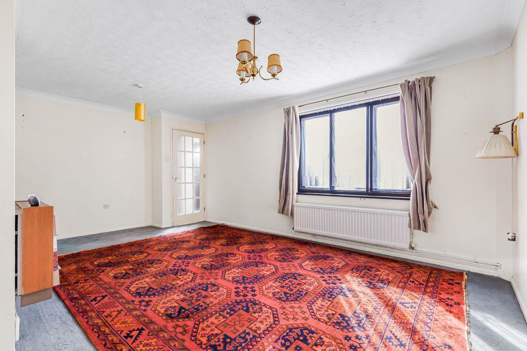 Buckingham Drive, Ely, photo 6