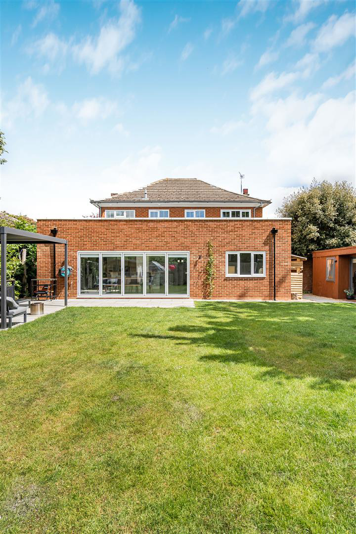 The Chestnuts, Harston, Cambridge, photo 27