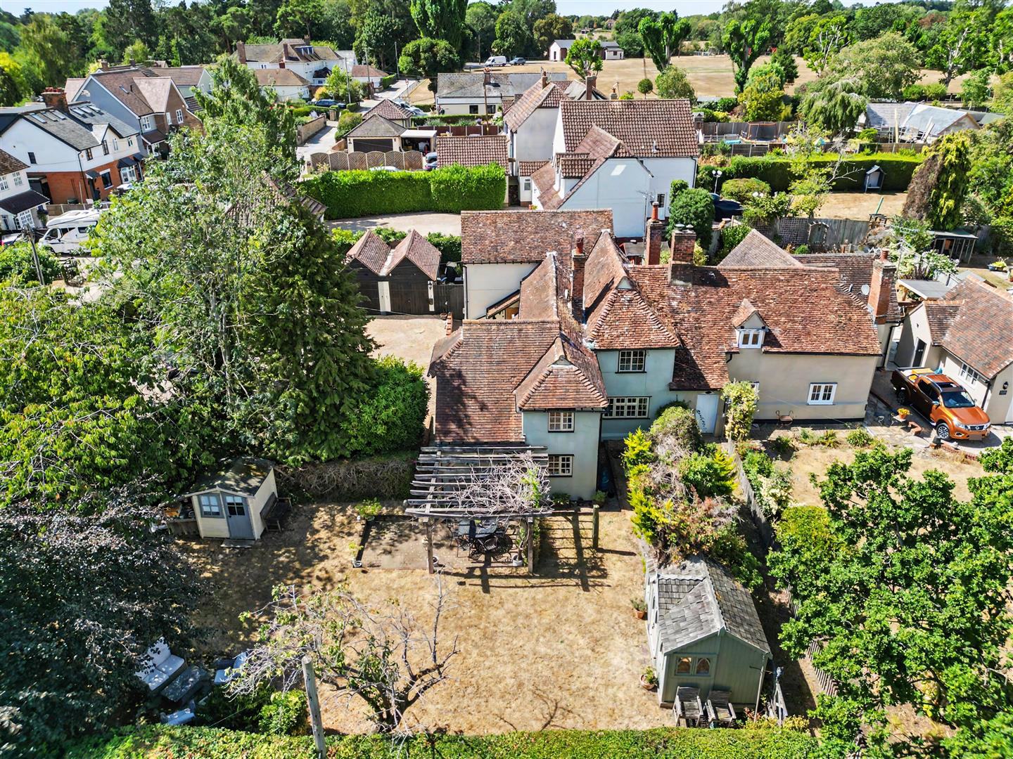 Duck Street Cottage, Manor Road, Little Easton, Dunmow, photo 4