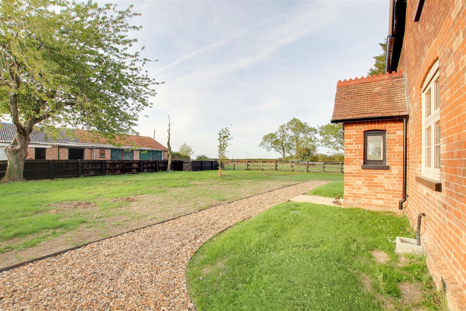 Church Road, Carlton, Newmarket, photo 28