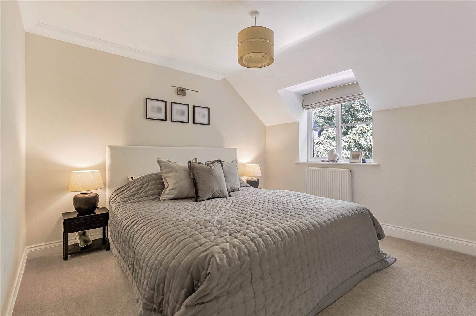 Pilgrim Court, Kennett, photo 16