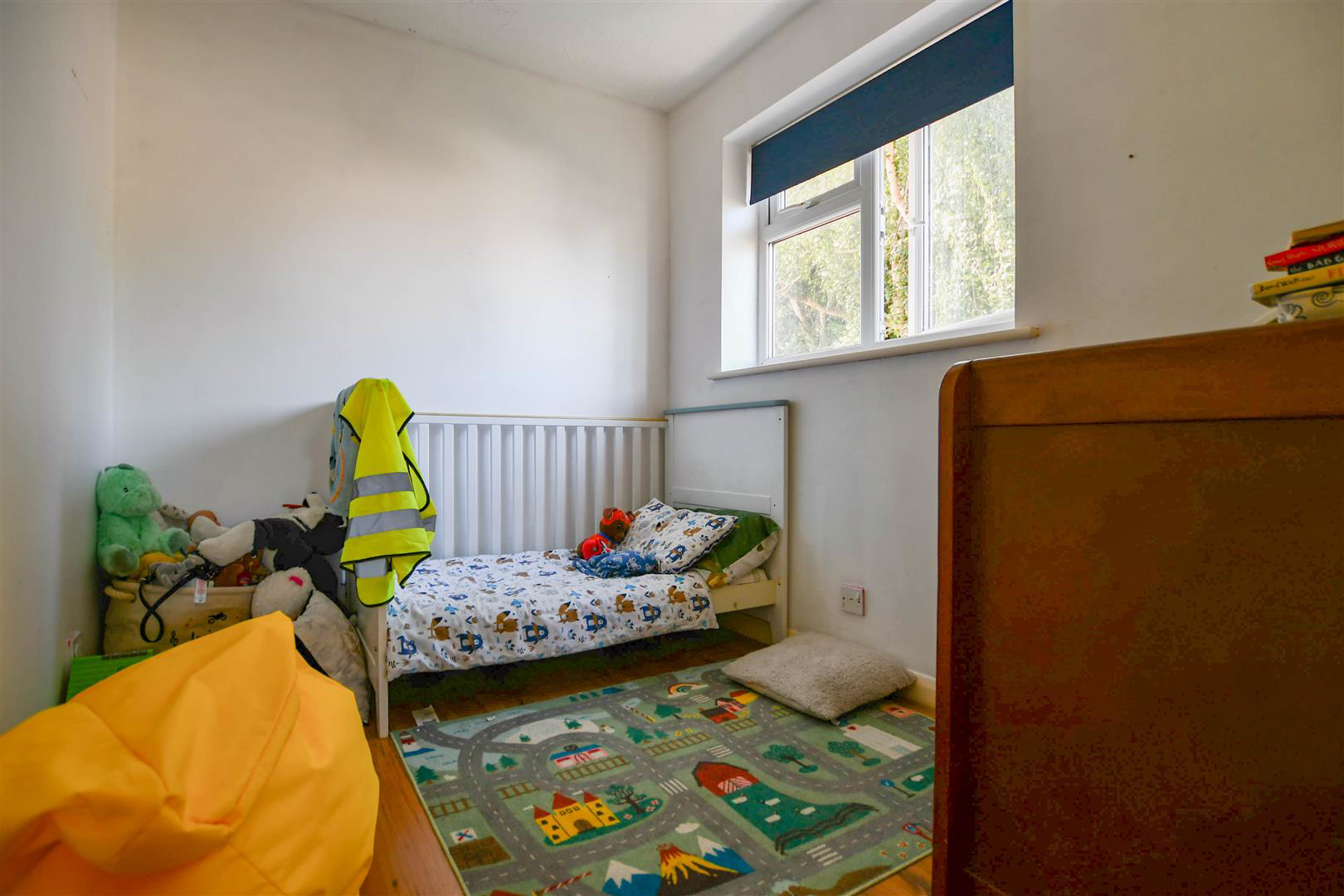 Laburnum Close, Red Lodge, photo 11