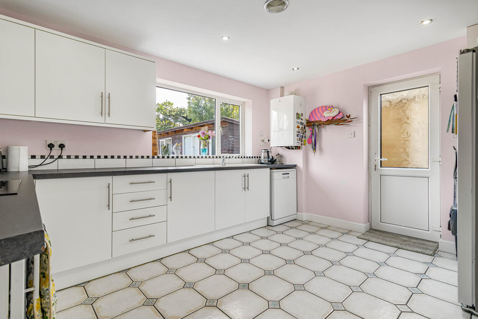 Boundary Road, Red Lodge, photo 5