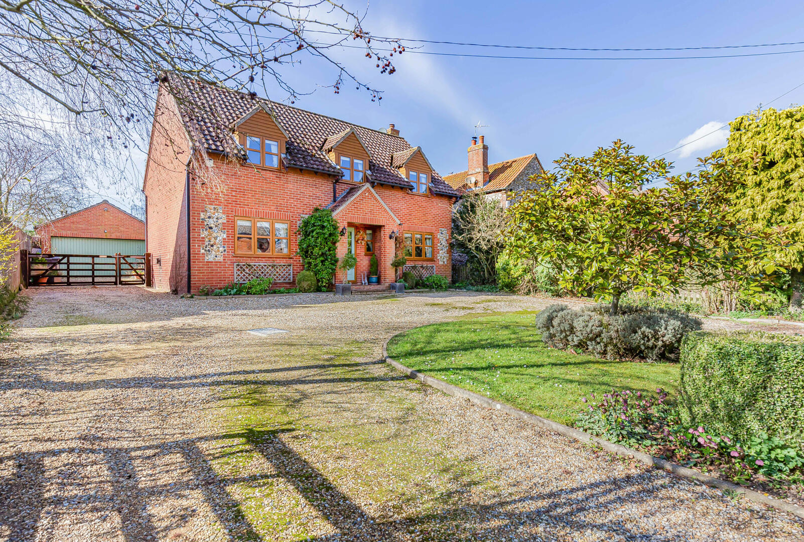 Middle Green, Higham