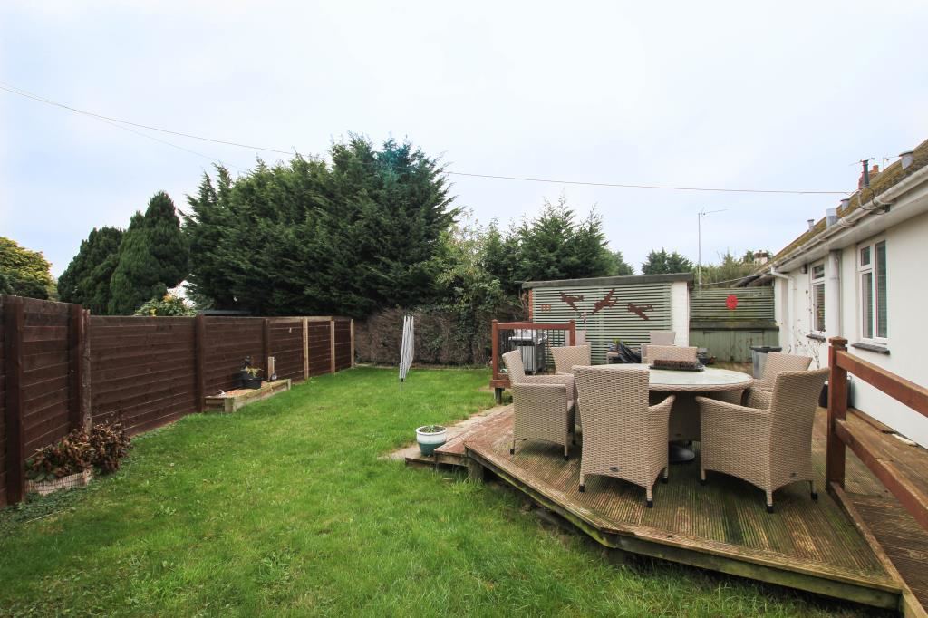 Lawns Crescent, Little Downham, Ely, photo 4