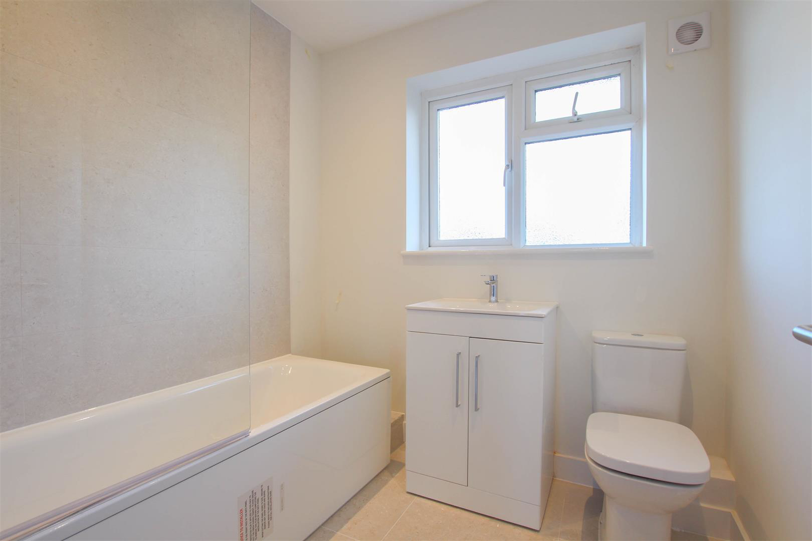 Gibson Way, Saffron Walden, photo 8