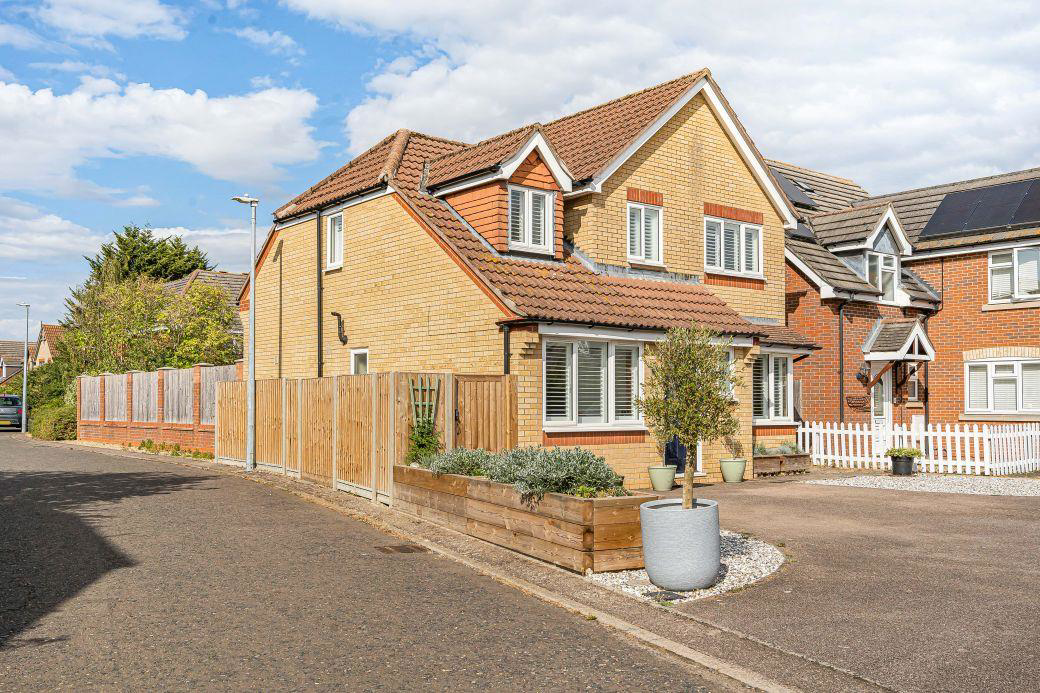 Longfields, Ely, photo 26