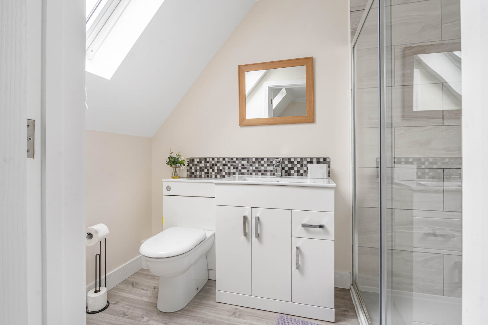 Finchley Avenue, Mildenhall, photo 27