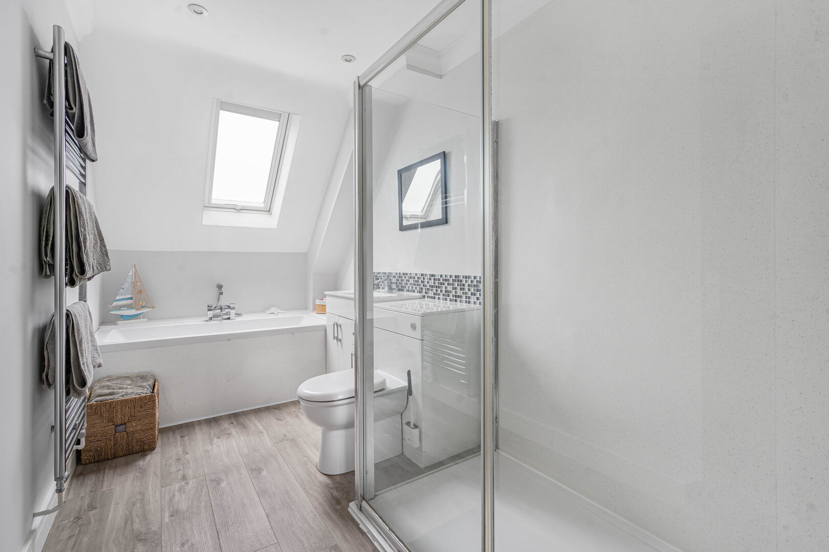 Finchley Avenue, Mildenhall, photo 18