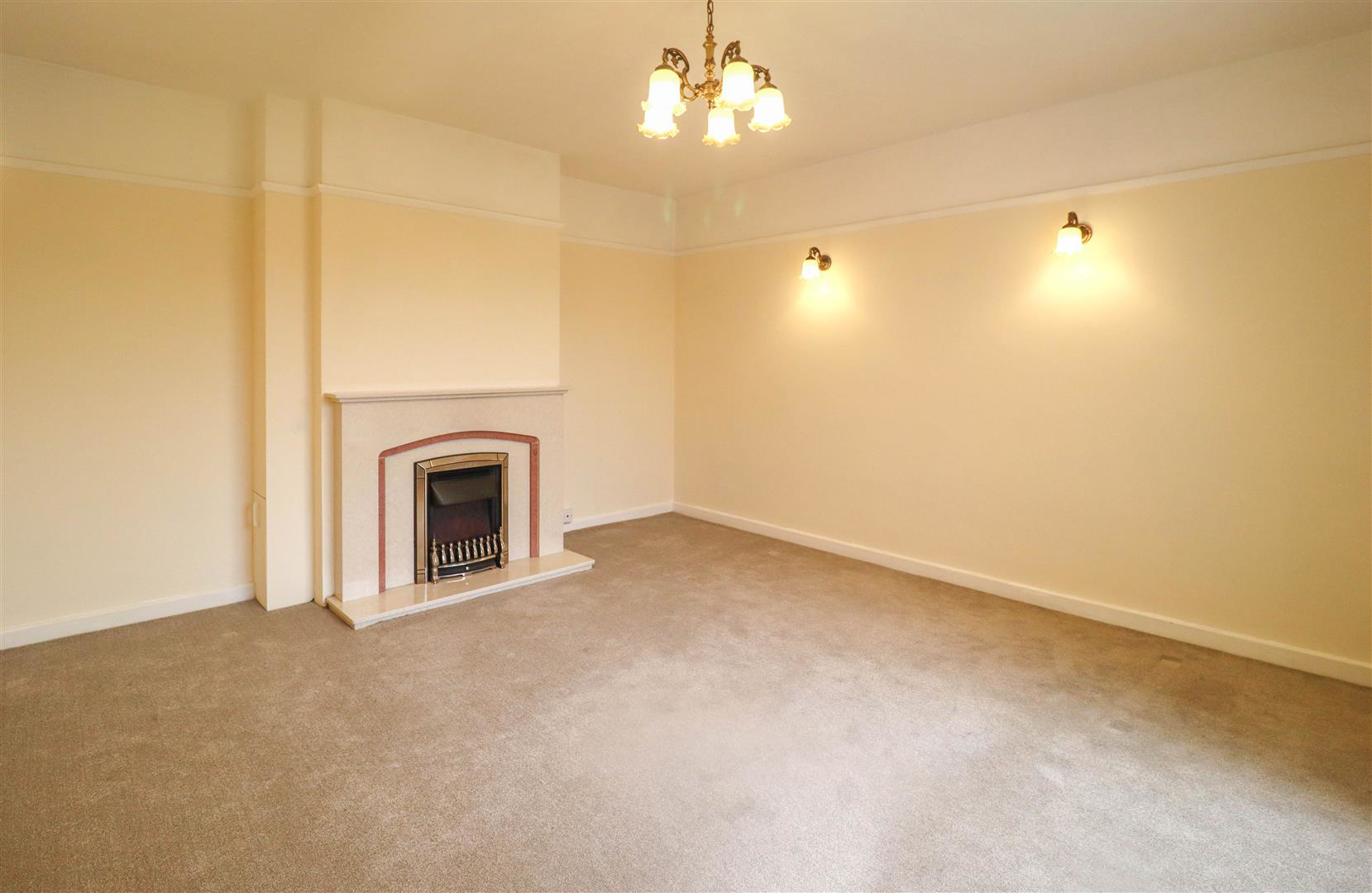 Rowley Drive, Newmarket, photo 3
