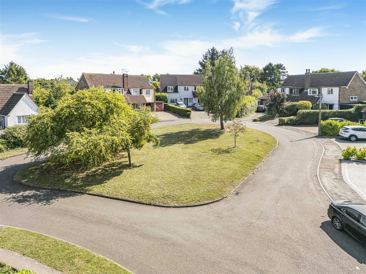 Beeches Close, Saffron Walden, photo 9