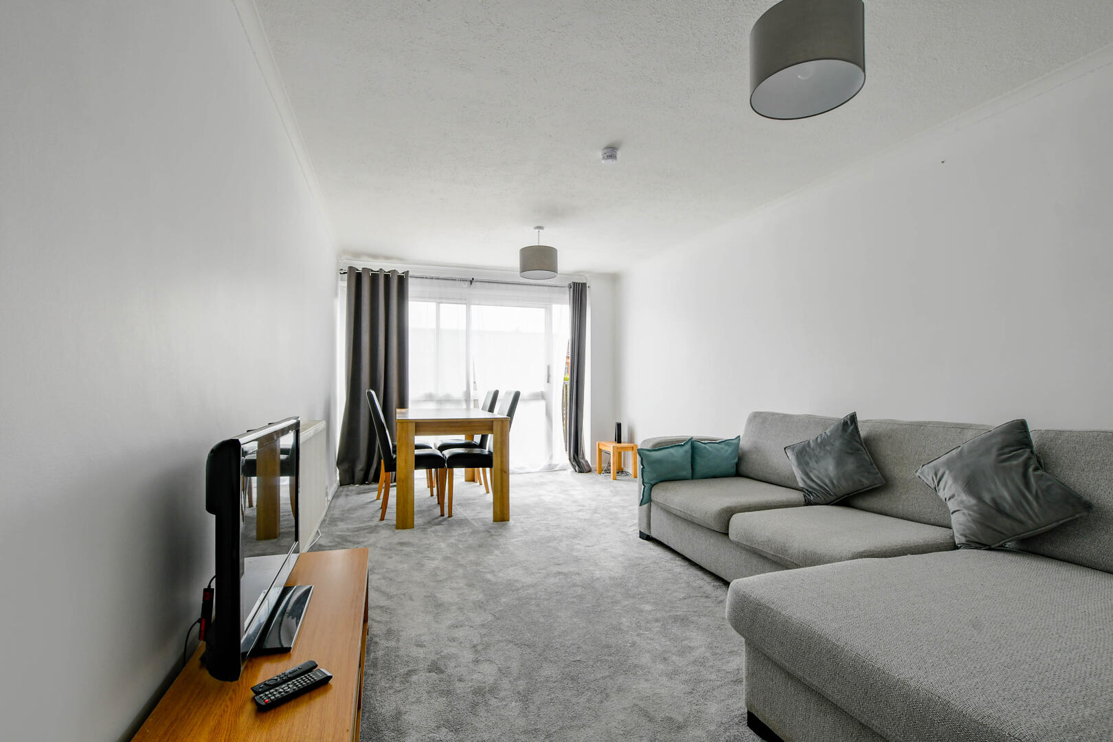 Noel Murless Drive, Newmarket, photo 3