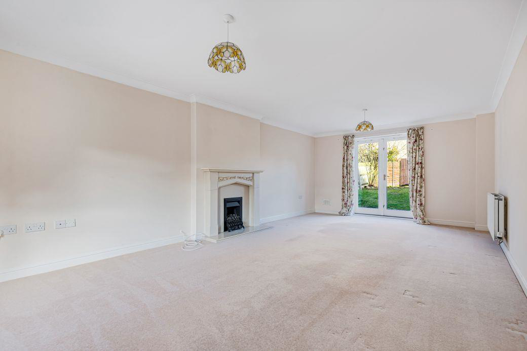 Collier Close, Ely, photo 8