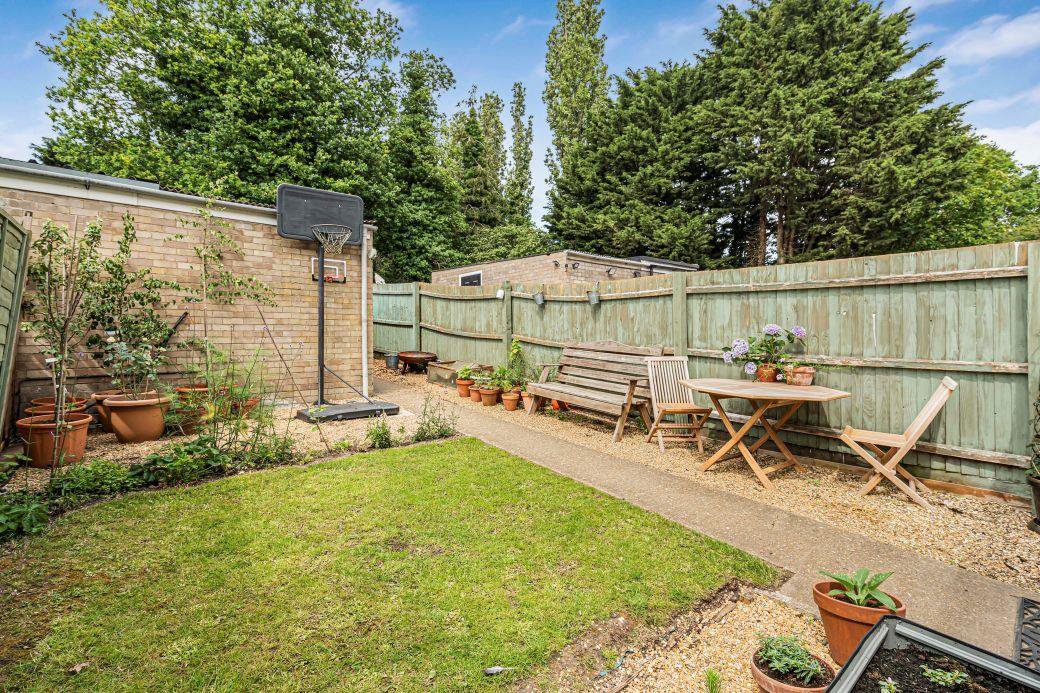 Windmill Walk, Sutton, photo 15
