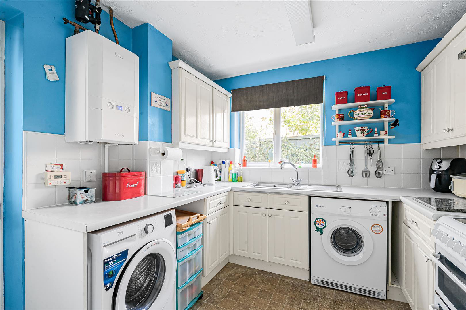 Grenadier Road, Haverhill, photo 8
