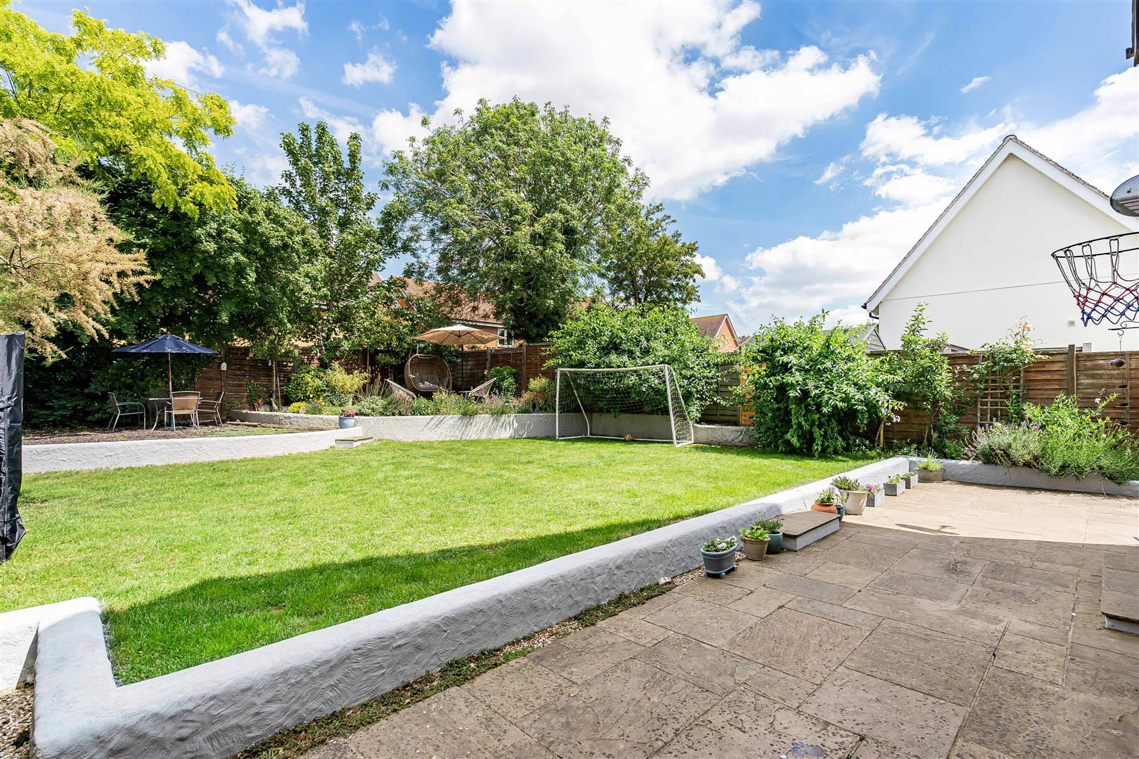 The Willows, Great Chesterford, Saffron Walden, photo 10