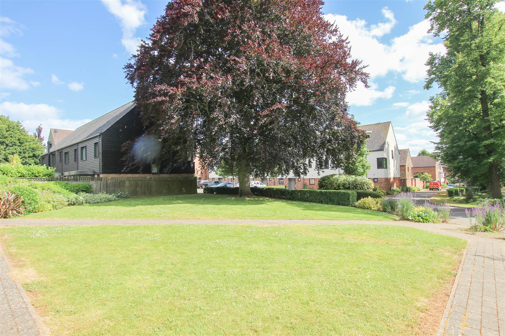 Pavilion Way, Saffron Walden, photo 18