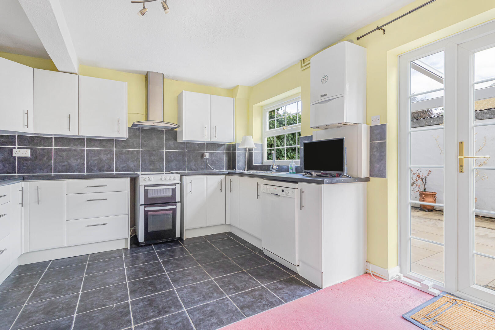 Croft Road, Newmarket, photo 2