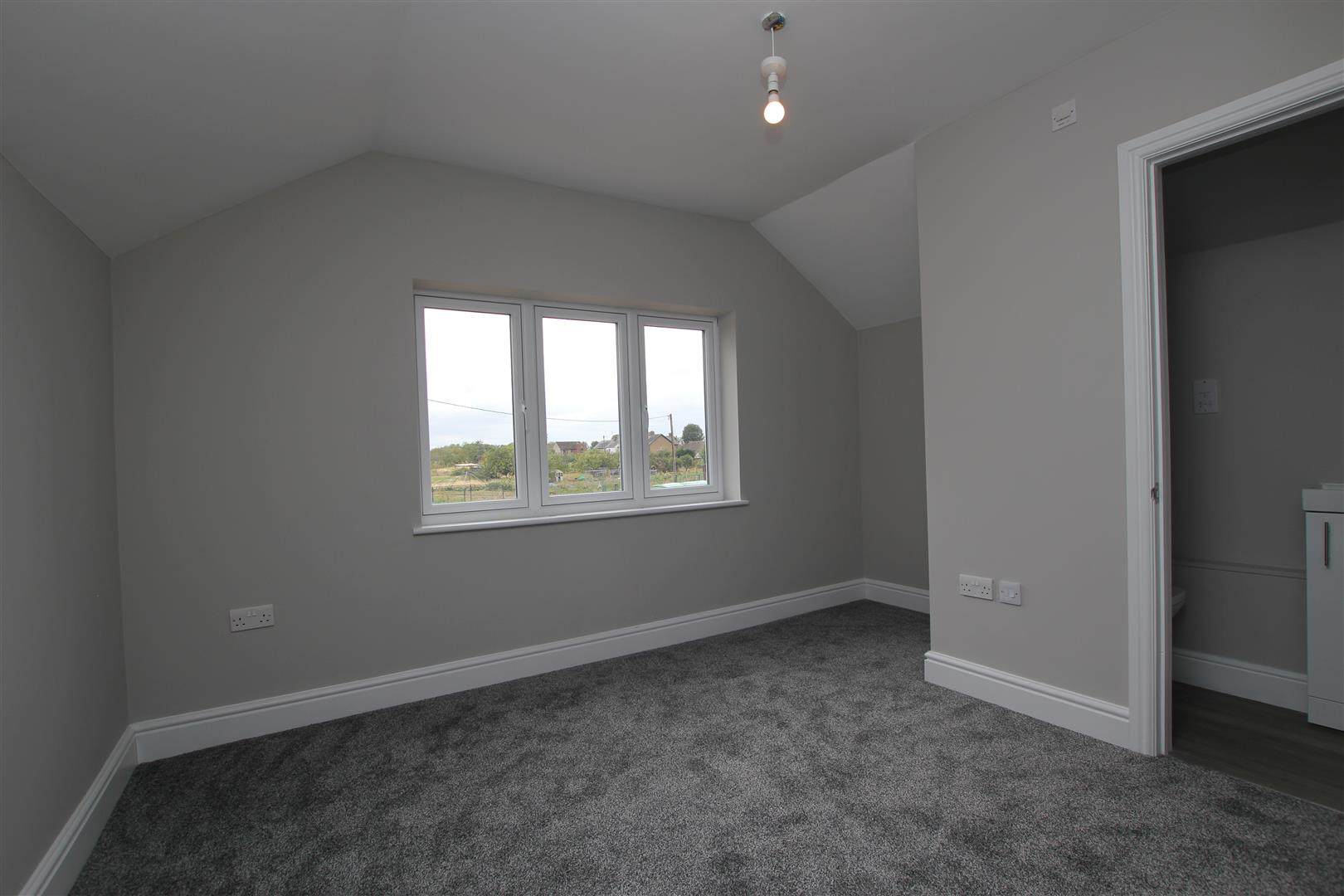 Newmarket Road, Stretham, Ely, photo 5