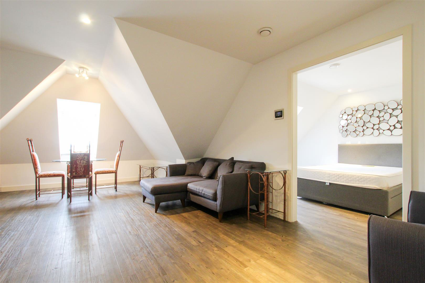 The Newton, 81 Humberstone Road, photo 6