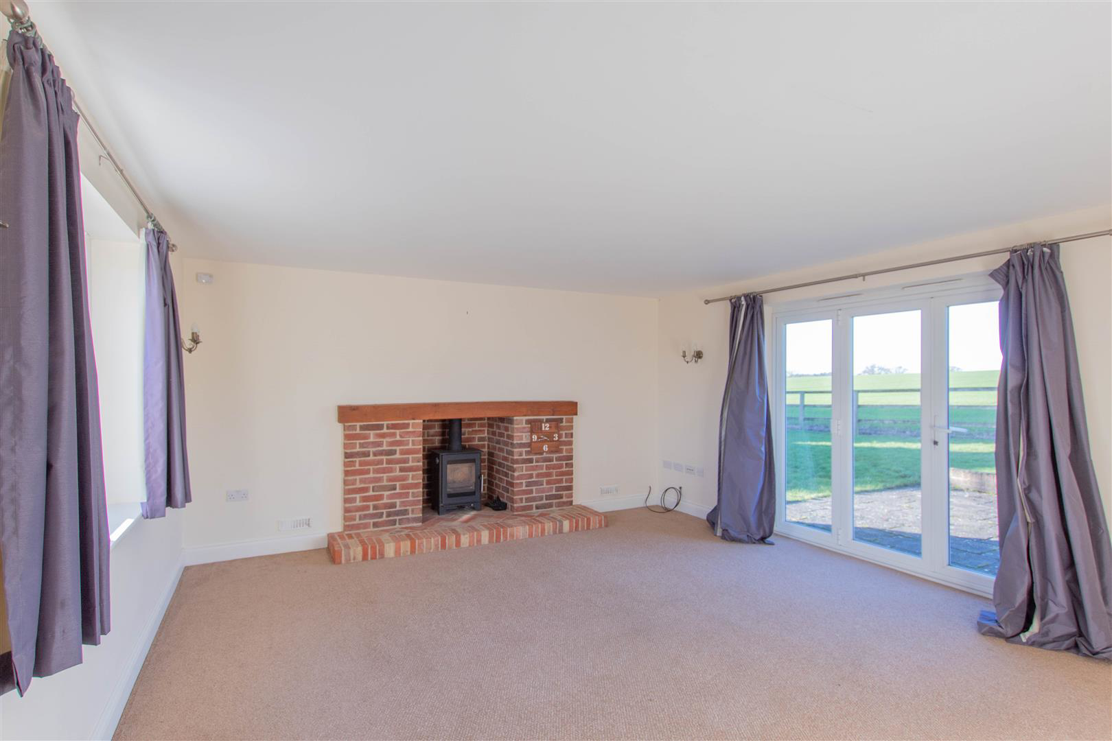 Taylors Farm Road, Kedington, Haverhill, photo 3
