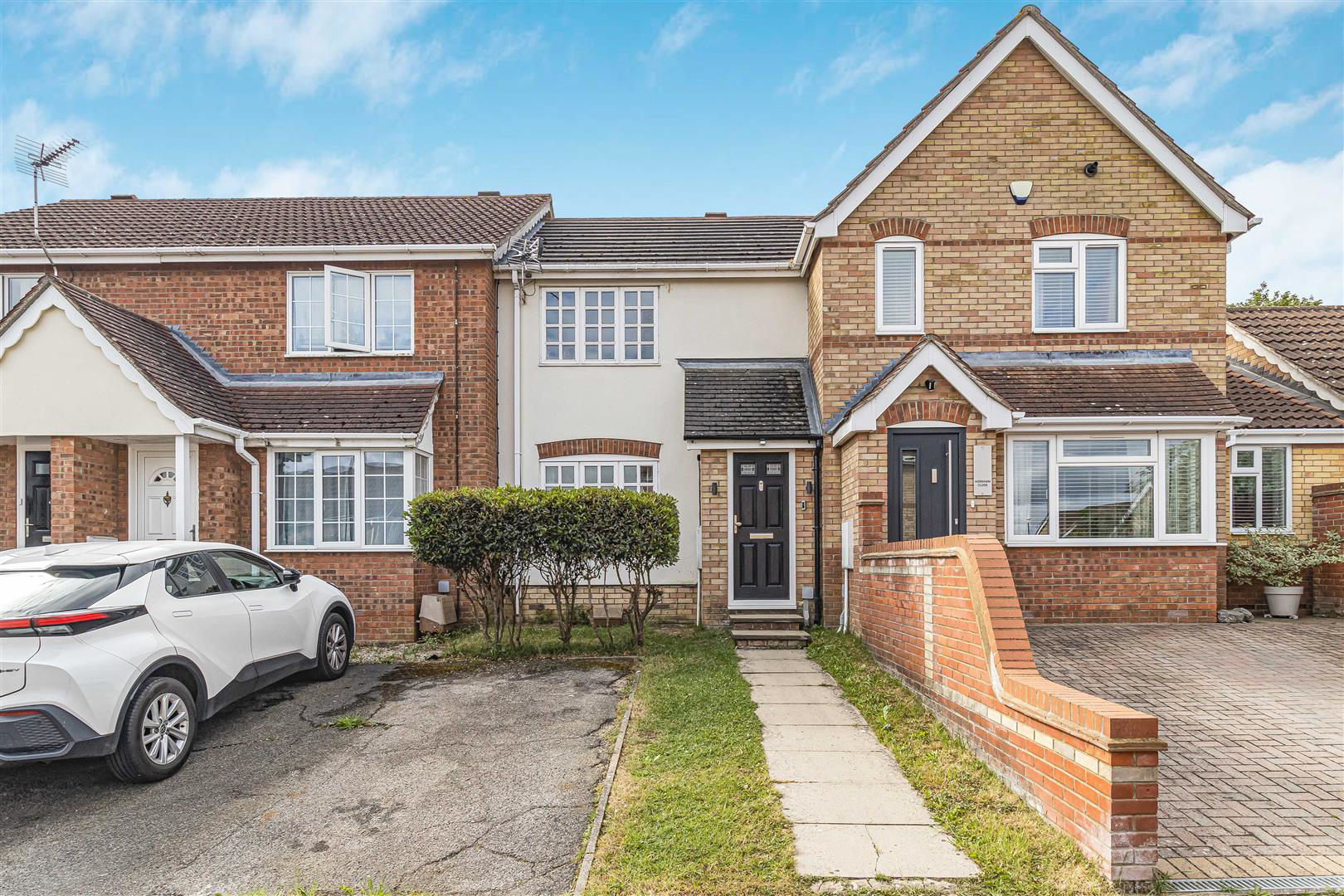 Horsham Close