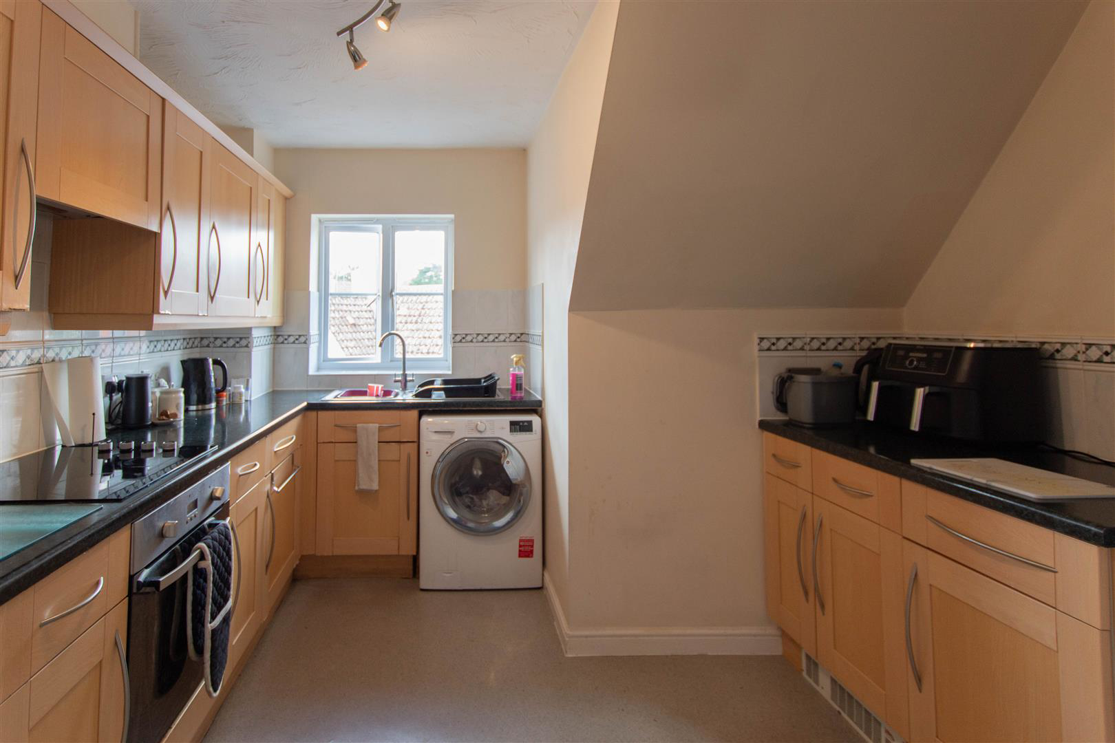 Manor Farm Close, Haverhill, photo 2