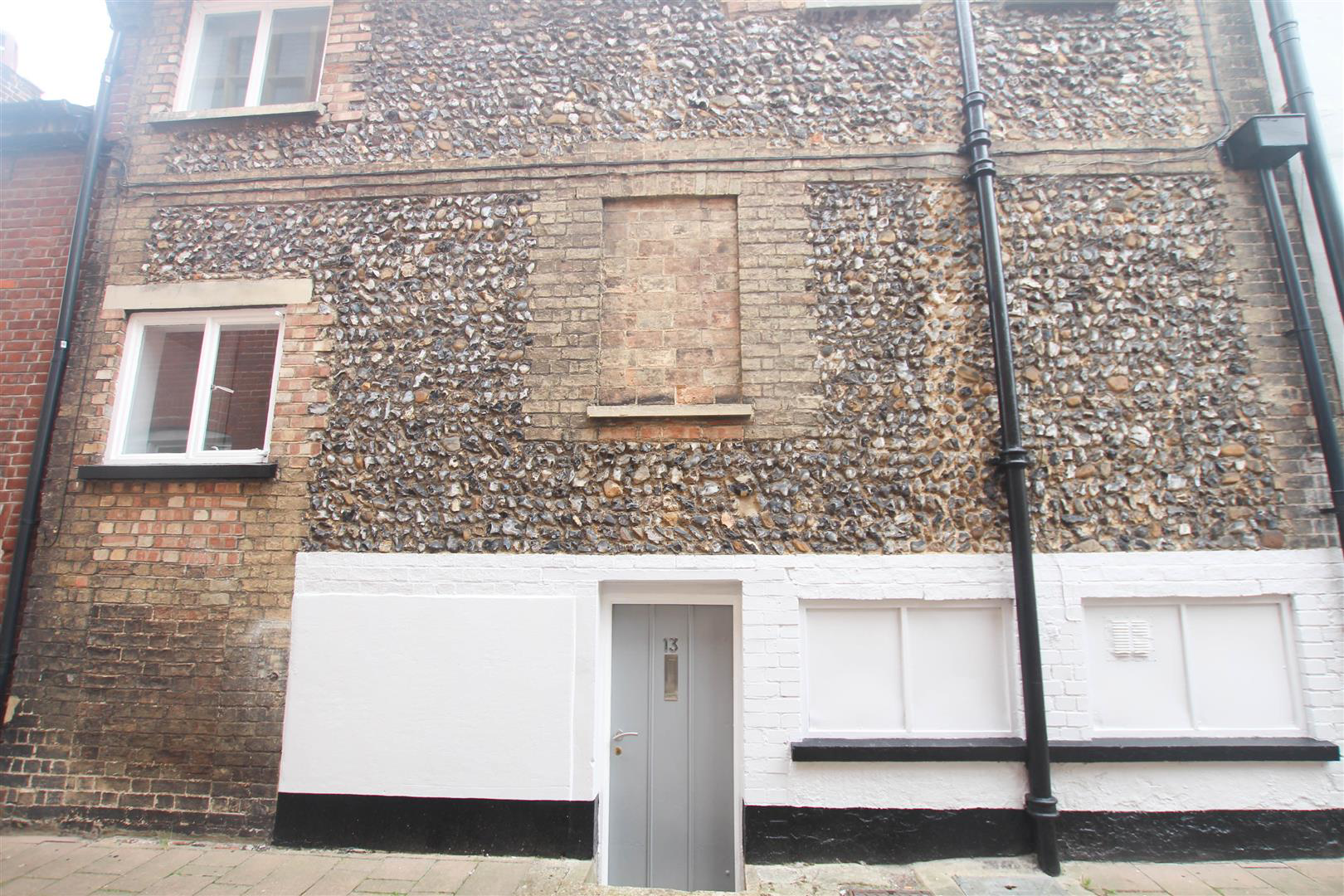 Market Row, Saffron Walden, photo 4
