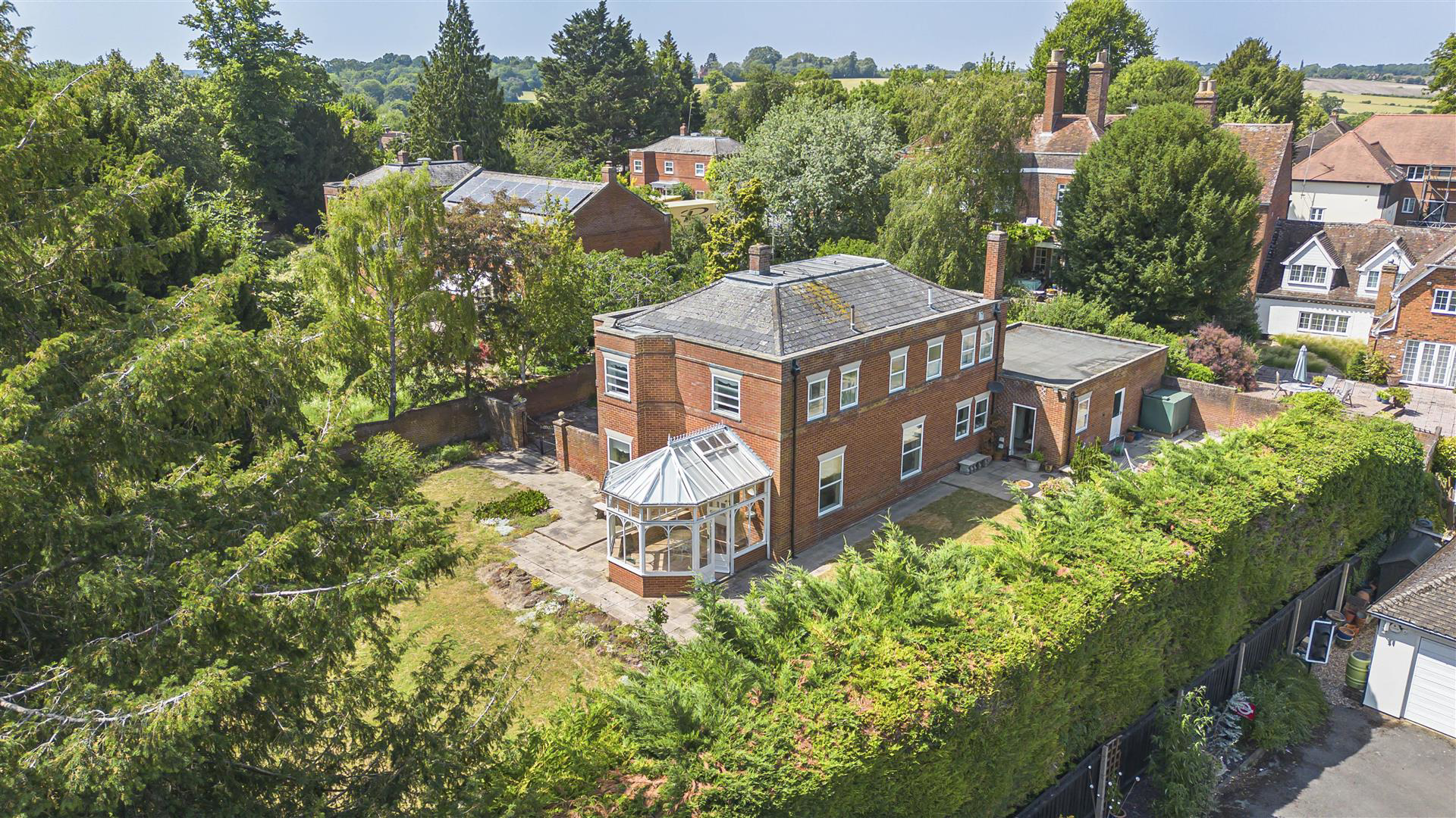 Maberly Court