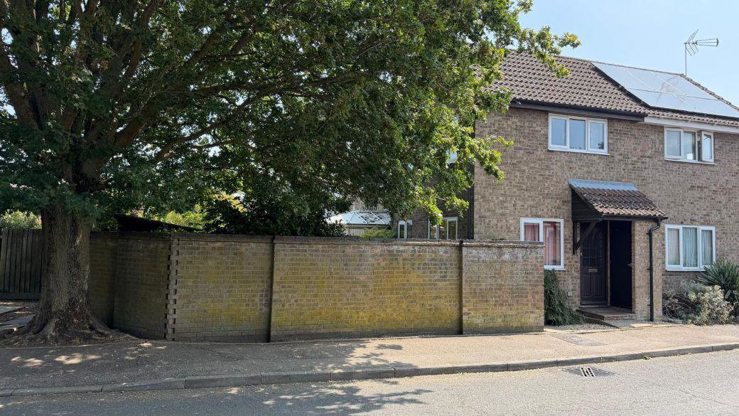 Mulberry Way, Ely