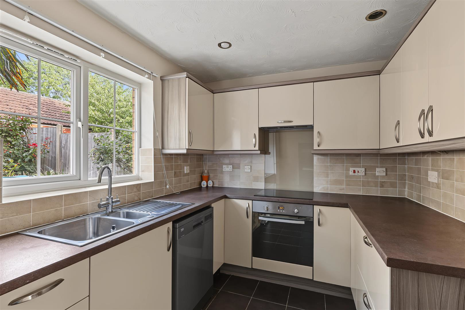 Fishers Bank, Littleport, Ely, photo 2